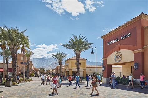 desert hills premium outlets address.